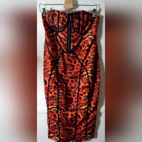 PrettyLittleThing Dresses & Skirts - Orange Cheetah Pretty Little Thing  Strapless Orange Cheetah Print Dress Size 8